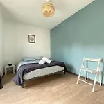 Grand F3 Tres Lumineux, Proche Gare, Avec Parking Proudhon